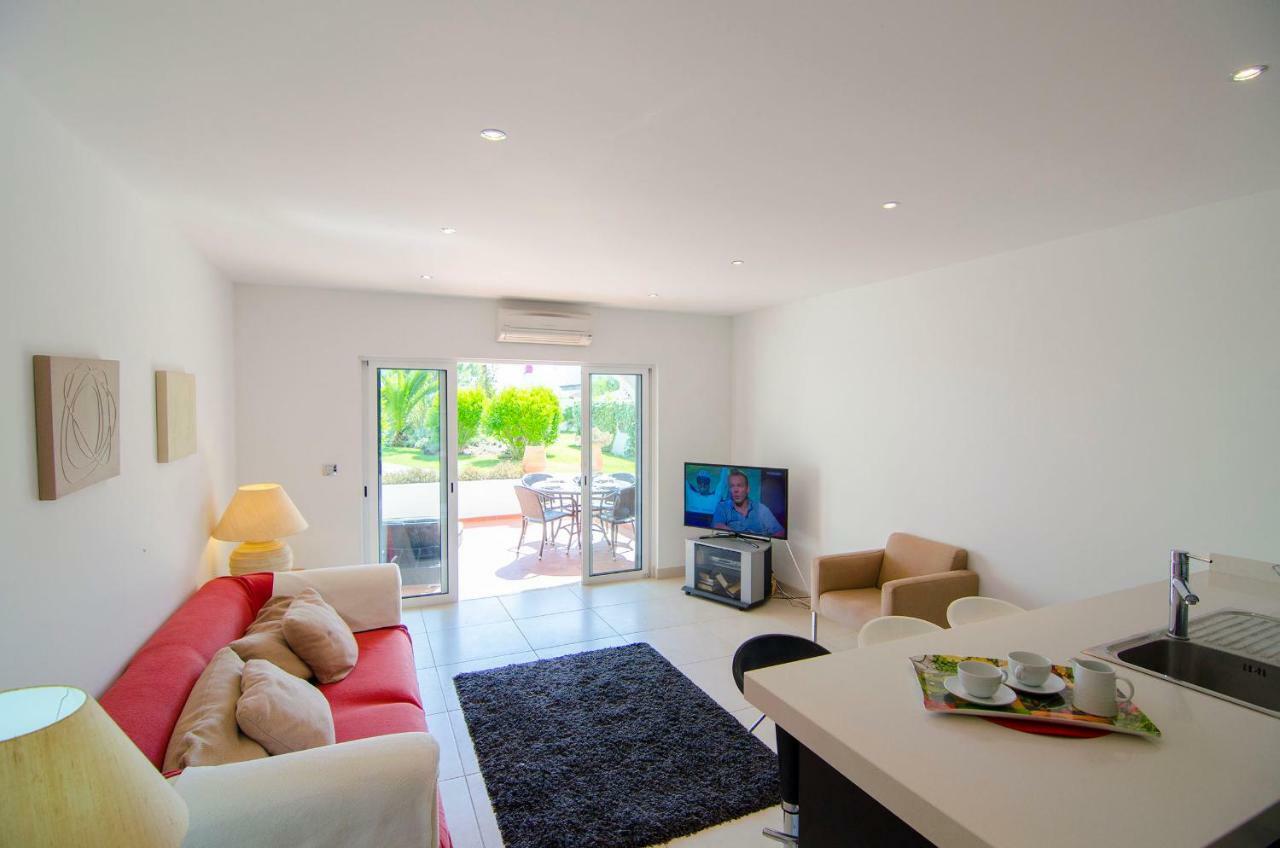 Modern 2 Bed Apartment Vale Do Lobo Kültér fotó